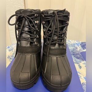 NWT London Fog Black Lace-Up snow/rain Boots